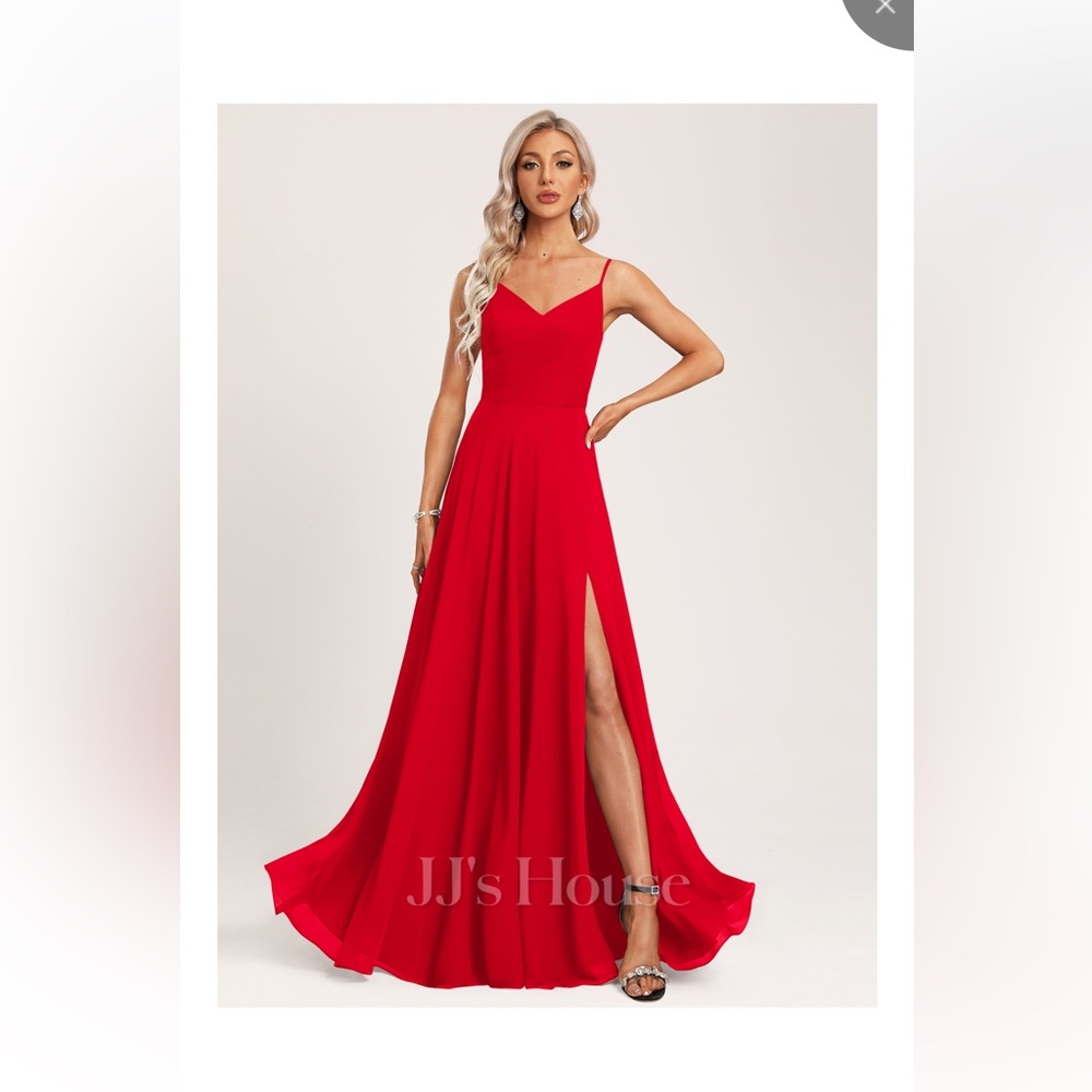 JJHouse red bridesmaids dress size 0. Never worn!
